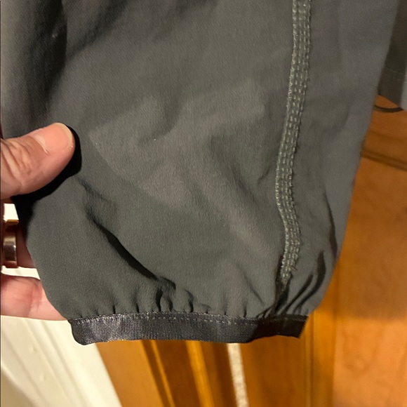 Eddie Bauer Men's Dark Gray Performance Jacket - Picture 5 of 9